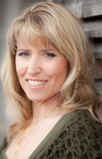 Top Hair Stylist in a Walnut Creek Hair Salon